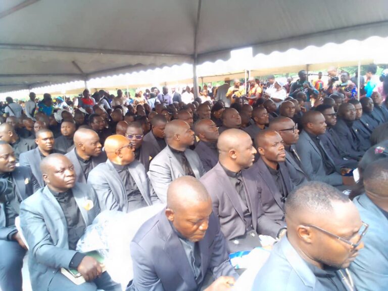 Douala /Cameroun : Culte de consécration pastorale de réconciliation de l&rsquo;EEC
