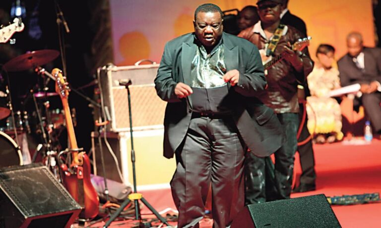 Littoral/ Douala: La Méga-Giga Webstar enflamme Fomaric