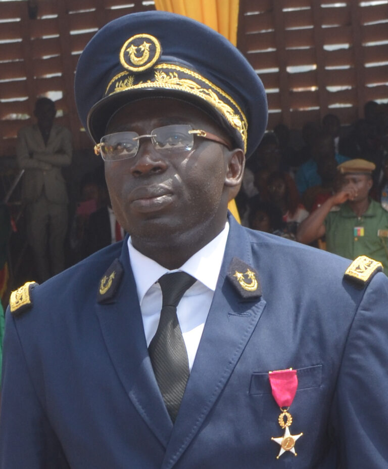 Département de Koung-Khi : Le nouveau Préfet Lanyuy Harry Ngwanyi prend ses fonctions.